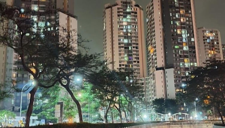 Foto 1 - Apartemen Taman Rasuna 2BR. 80sqm