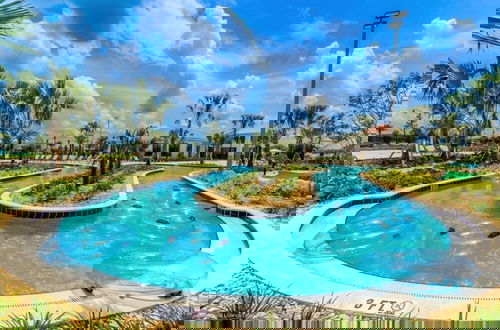 Foto 26 - Family Townhome Near Disney! Patio W/pvt Splash Pool, Modern Decor,free Wifi, Resort W/waterpark! 4 Bedroom Townhouse by RedAwning