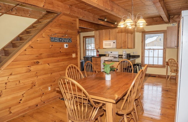 The Whimsical Chalet 3 Bedroom Chalet by RedAwning - Foto 42