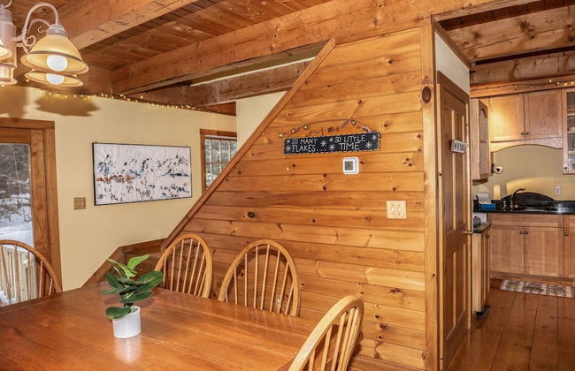 The Whimsical Chalet 3 Bedroom Chalet by RedAwning - Foto 41