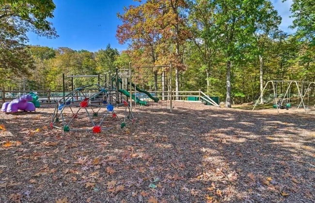 Pocono Escape - Cozy 5br - Sauna-billiard 5 Bedroom Home by RedAwning - Foto 2