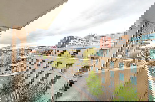 Photo 23 - Modern Apartment With Balcony