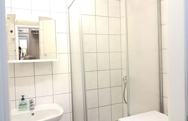 Quiet Apartment in Middle of City Centre - Photo 7