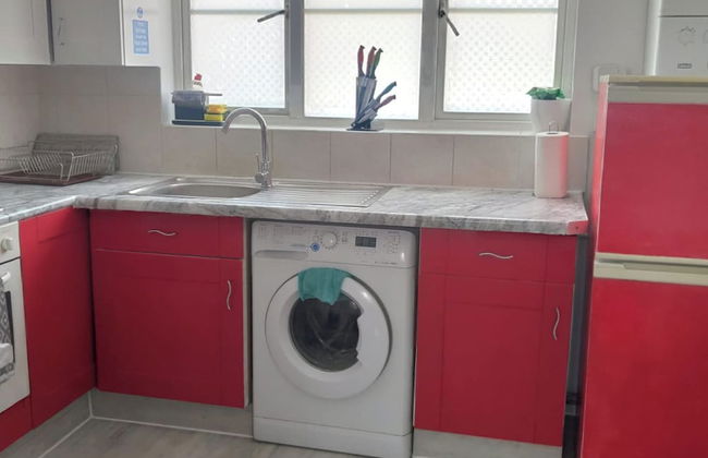 Apartment - Sleeps 5 - Parking - Station Close - Foto 4