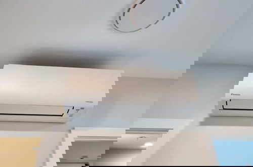 Photo 10 - Enfield Lux- Brand New Apartment