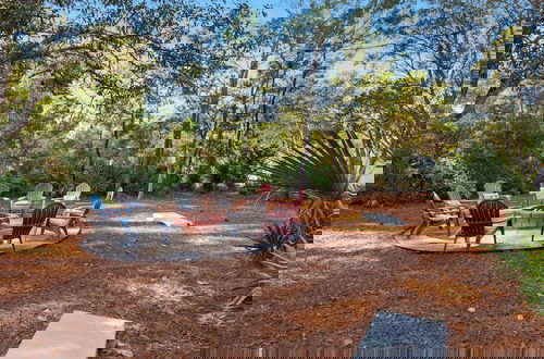 Foto 38 - Spacious 3br, Dreamy Backyard, 2 Pools, 6-min Stroll to Beach