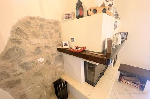 Photo 12 - Centrally Located Spoleto A1 - Sleeps 6 - Terrace - Bbq - Car not Needed. Wifi