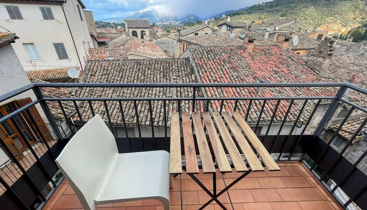 Photo 1 - Elegant Apt - Spoleto A1 - Train Station 2 kms - Sleeps 6