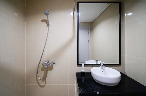 Photo 29 - Simple And Clean 2Br At Grand Sungkono Lagoon Apartment