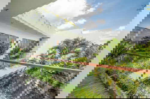 Foto 31 - Luxury 4BR Haven, Steps to Canggu's Beach Elegance