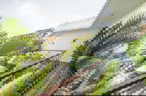 Foto 29 - Luxury 4BR Haven, Steps to Canggu's Beach Elegance