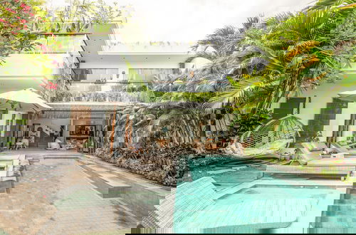 Foto 36 - Luxury 4BR Haven, Steps to Canggu's Beach Elegance