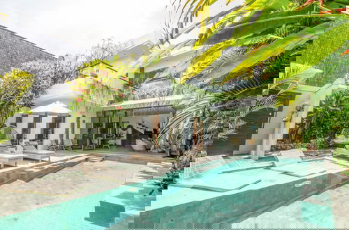Foto 35 - Luxury 4BR Haven, Steps to Canggu's Beach Elegance