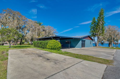 Photo 23 - Lakefront Florida Retreat w/ Dock & Kayaks