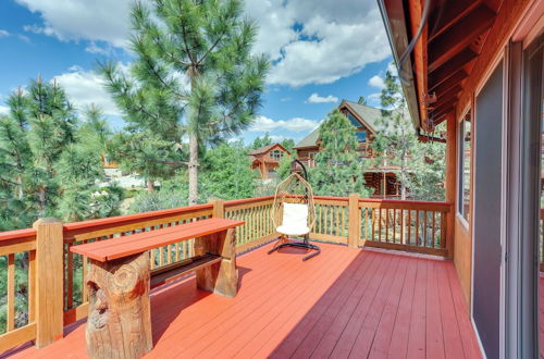 Photo 18 - Elegant & Luxury Big Bear Cabin - Walk to the Lake