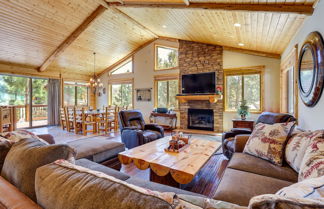 Photo 1 - Elegant & Luxury Big Bear Cabin - Walk to the Lake