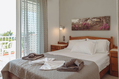 Photo 4 - Mola Kalyva Suites