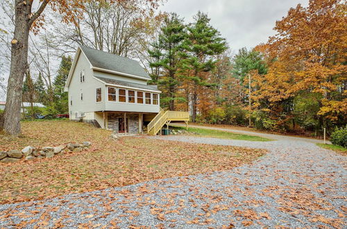 Foto 26 - Rustic Retreat: Walk to Great Sacandaga Lake