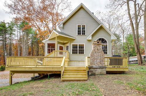 Photo 12 - Rustic Retreat: Walk to Great Sacandaga Lake