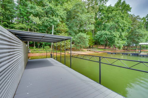 Photo 8 - Peaceful Lake Hartwell Hideaway w/ Boat Dock