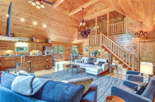 Photo 25 - Upscale Coosawattee Cabin w/ Hot Tub & Fire Pit