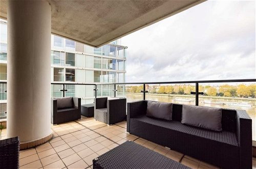 Foto 20 - The River Thames View - Stunning 2bdr Flat With Study Room + Balcony