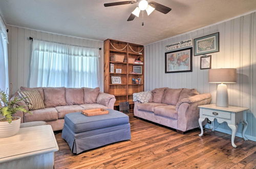 Photo 20 - Wine Country Retreat w/ Fire Pit + Sunroom