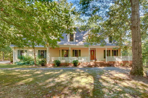 Photo 30 - Lakefront Hartwell Retreat w/ Gas Grill & Deck