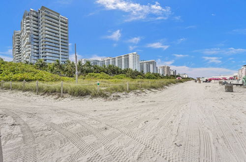 Photo 27 - FABULOUS SUITE OVEAN VIEW W South Beach