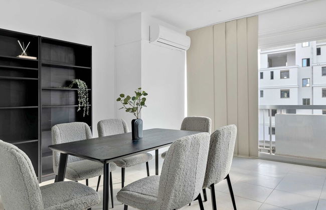 Phaedrus Living: Romanou Modern City Center Flat - Foto 14