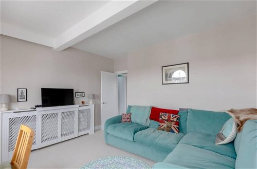 Foto 16 - Quaint & Cosy 1 Bedroom Flat - Kensington Olympia