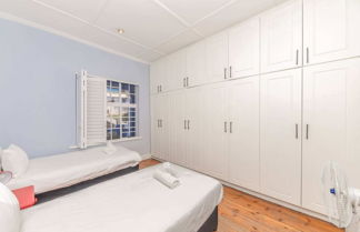 Photo 2 - Bright 2 Bedroom Apartment in Touristic Hub of Bokaap