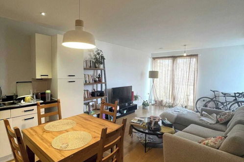 Foto 8 - Lovely 2BD Flat With Roof Terrace - Herne Hill