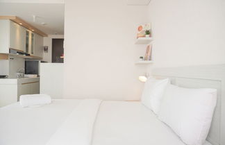 Photo 3 - Comfort And Enjoy Living Studio Casa De Parco Apartment