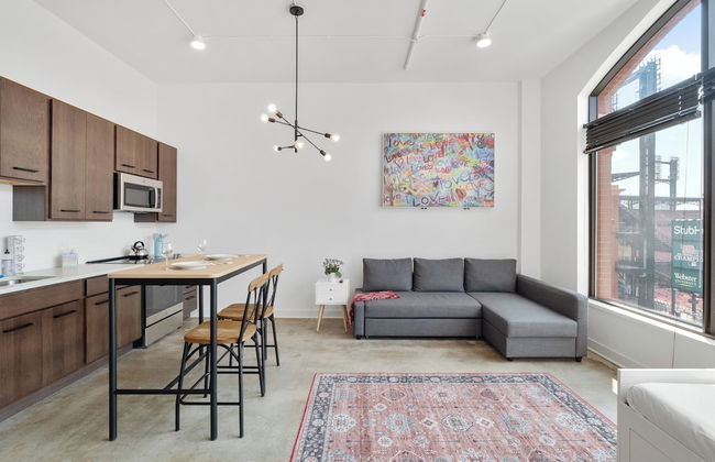 Ballpark Luxury Loft Steps from Arch - Foto 14