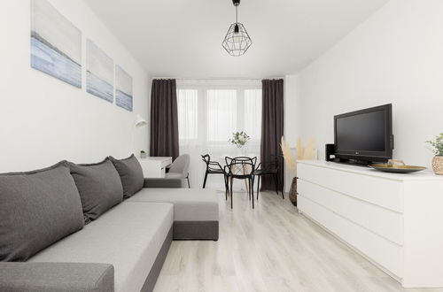 Photo 24 - Warsaw Saski Garden Apartment by Renters