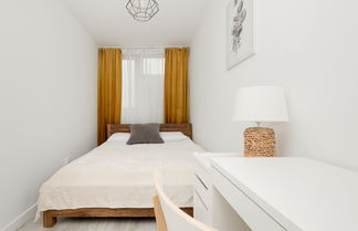 Photo 2 - Warsaw Saski Garden Apartment by Renters