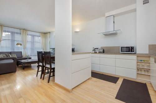 Photo 16 - Apartment for Four in Warsaw by Renters