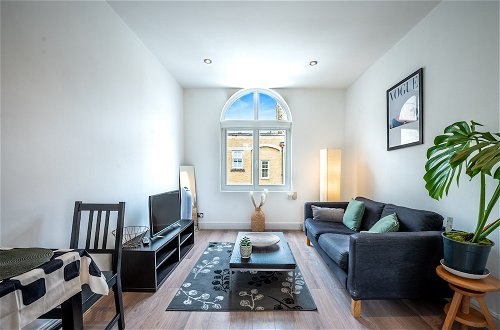 Photo 1 - Cosy 1-bed Apartment in Central London, Old Street