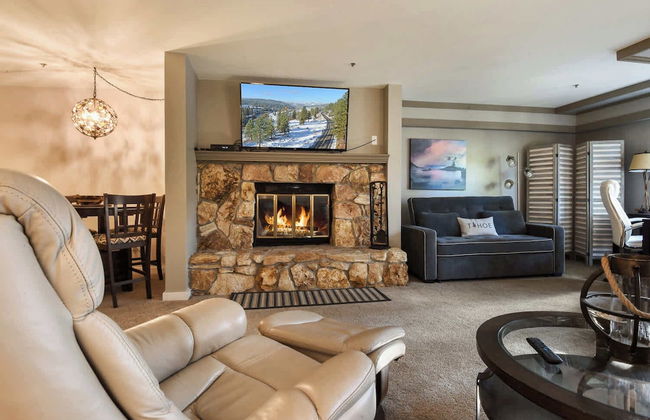 Escape to Incline Village! Min to Beach and Skiing - Foto 15