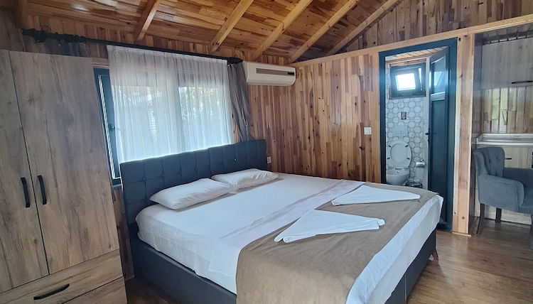 Photo 1 - Ruby Bungalov