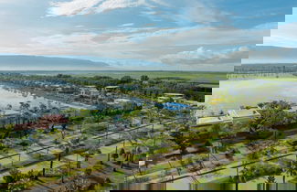 Foto 1 - Wonderland Suites and Resort