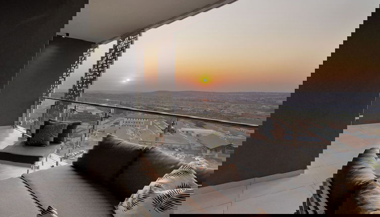 Photo 1 - Ellipse Waterfall 3911