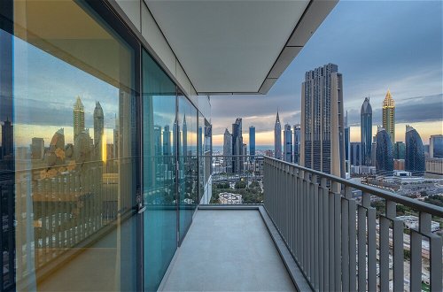 Foto 17 - SuperHost - Downtown Delight 2BR Apt Opposite Burj Khalifa