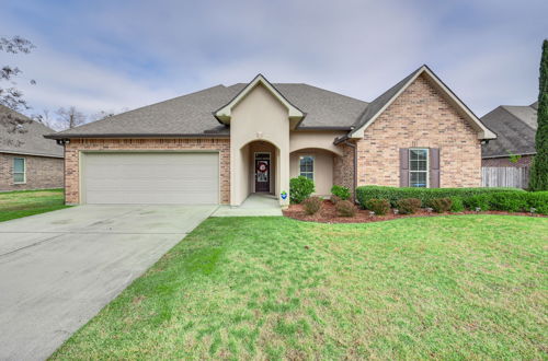 Photo 1 - Spacious Zachary Home: 12 Mi to Baton Rouge