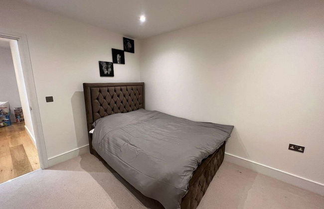 Impeccable 2-bed Apartment in Erith - Foto 4