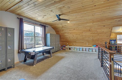 Photo 19 - Bethpage Home w/ Private Hot Tub & Game Room