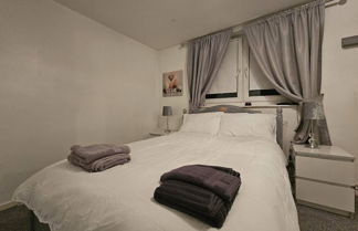 Photo 2 - Stunning 1-bed Apartment in London