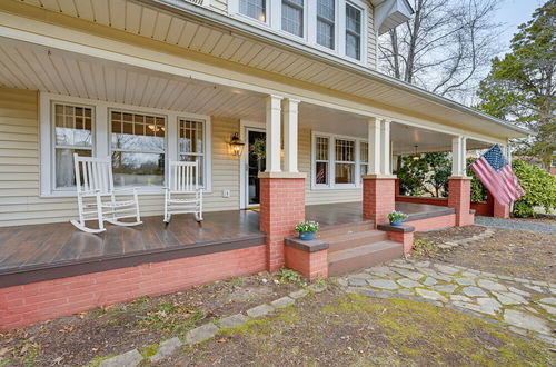 Photo 16 - Spacious Salem-winston Home w/ Deck