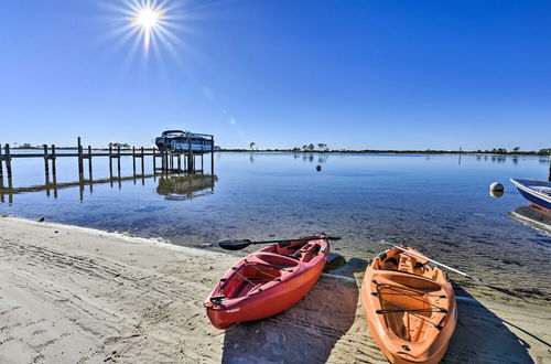 Photo 17 - Central Mary Esther Condo 5 Mi to Okaloosa Island